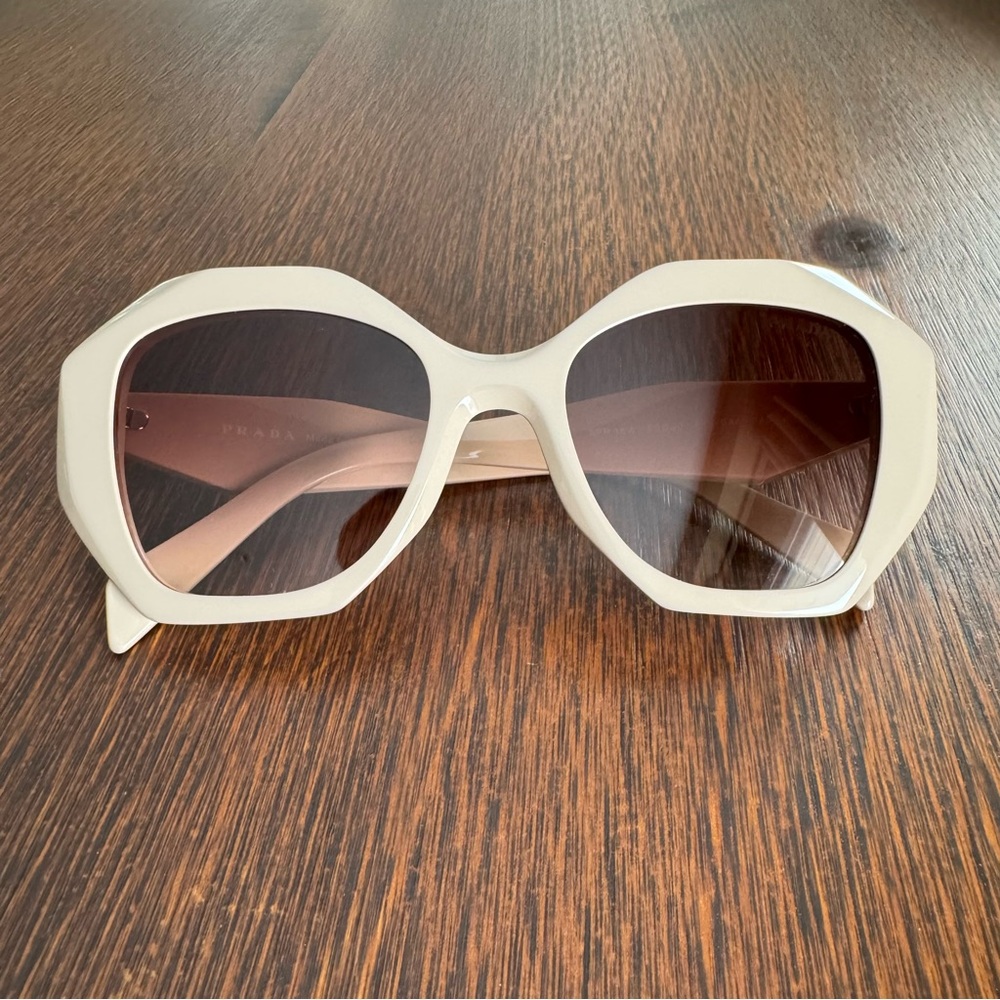 PRADA Sunglasses SPR 16W Beige - Picture 10 of 10